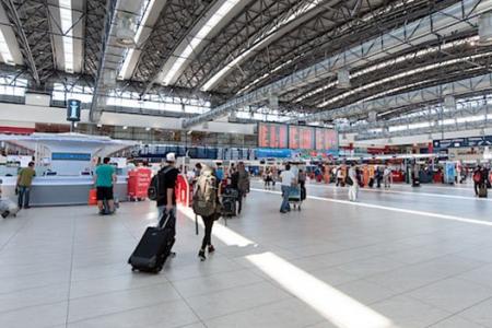 Letiště Václava Havla Praha – Centrální odbavovací bod – bezpečnostní kontrola – Terminál 2
